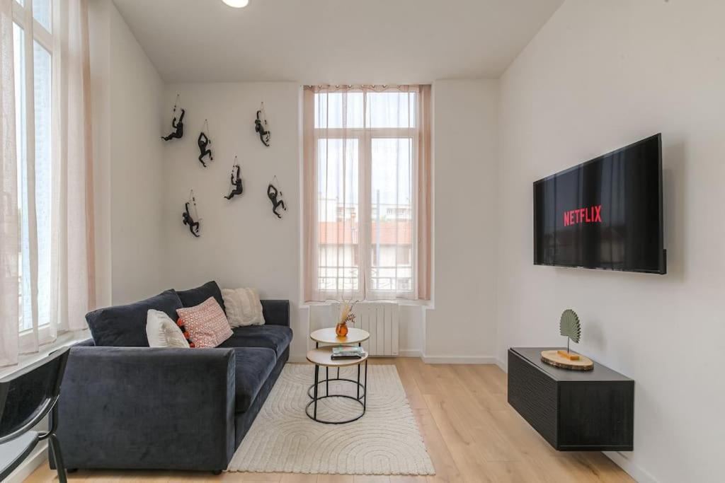 Apartment Selva, Cozy, 8eme Lyon